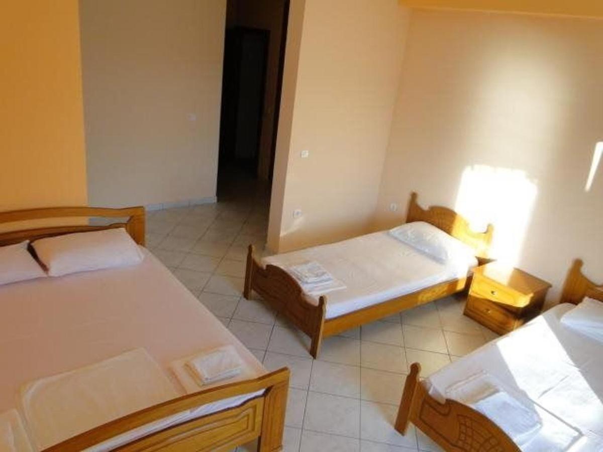 Perla Hotel Saranda Kültér fotó